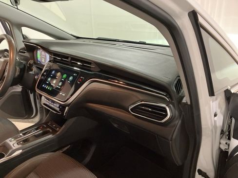 Used 2022 Chevrolet Bolt LT image 22
