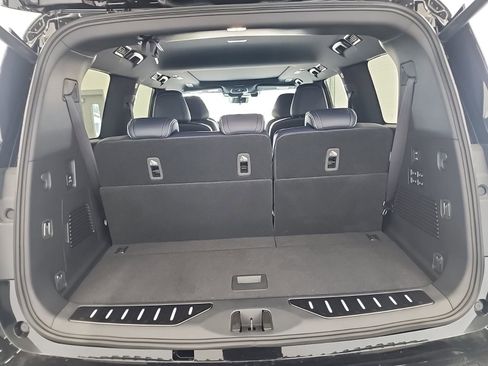 New 2026 INFINITI QX80 4WD image 18