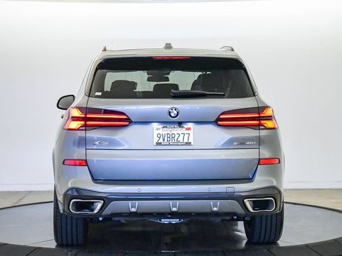 Used 2026 BMW X5 sDrive40i w/ M Sport Package RWD image 3