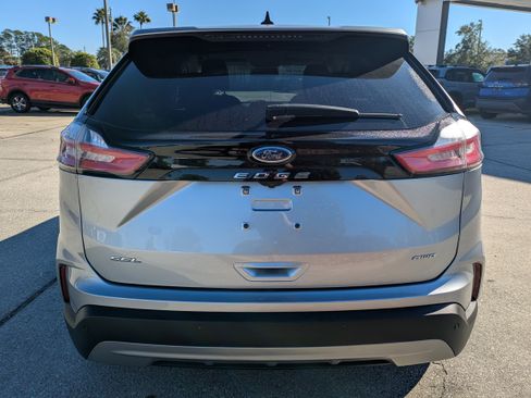 Used 2023 Ford Edge SEL image 5