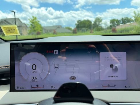 New 2026 Genesis GV70 3.5T Sport Prestige AWD/4WD image 17