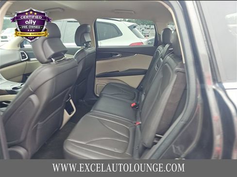 Used 2019 Lincoln Nautilus Select FWD image 13