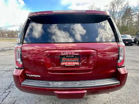 Used 2017 GMC Yukon SLT w/ Premium Edition image 7