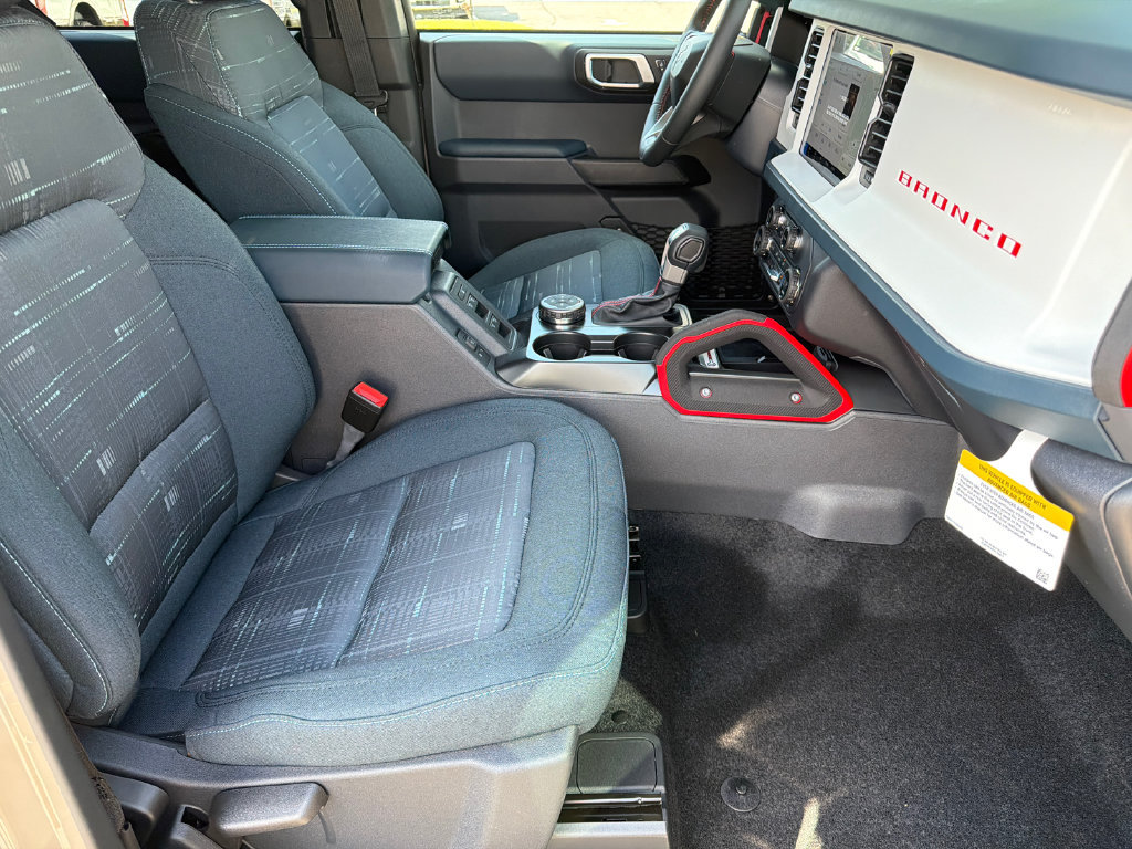 New 2026 Ford Bronco Heritage Edition AWD/4WD image 13