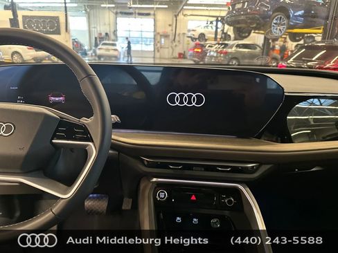 New 2025 Audi Q5 Premium Plus image 14