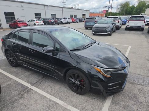 Used 2020 Toyota Corolla SE FWD image 4
