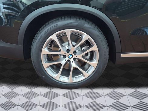 Used 2026 BMW X5 xDrive50e w/ Premium Package AWD/4WD image 28