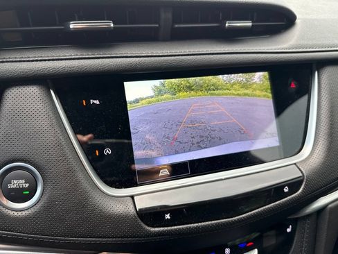 Used 2024 Cadillac XT5 Luxury FWD image 13