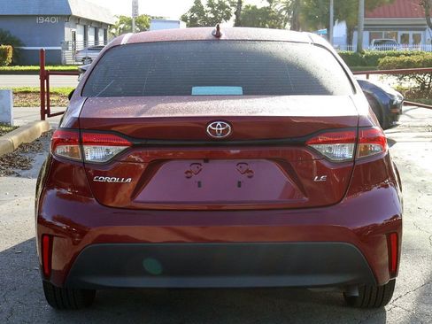 Used 2023 Toyota Corolla LE image 9