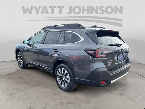 Used 2025 Subaru Outback Limited w/ Popular Package #2 AWD/4WD image 3