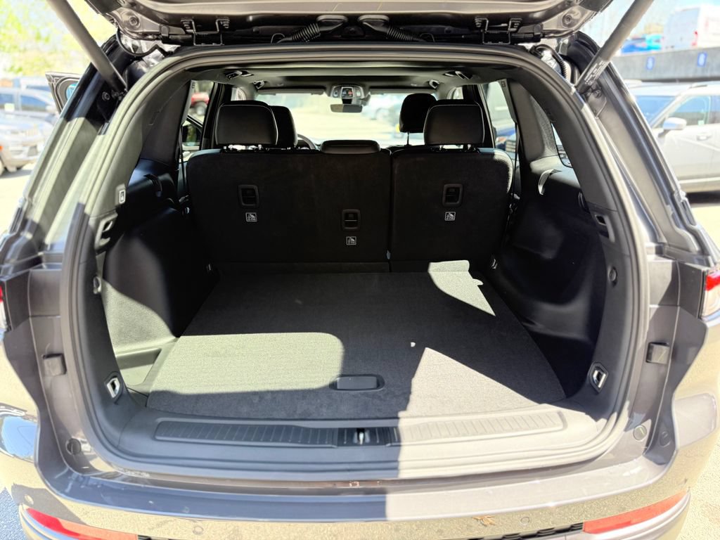 New 2026 Jeep Grand Cherokee Altitude AWD/4WD image 29