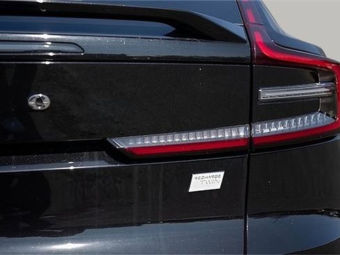 New 2024 Volvo C40 P8 Recharge Plus w/ Climate Package image 23