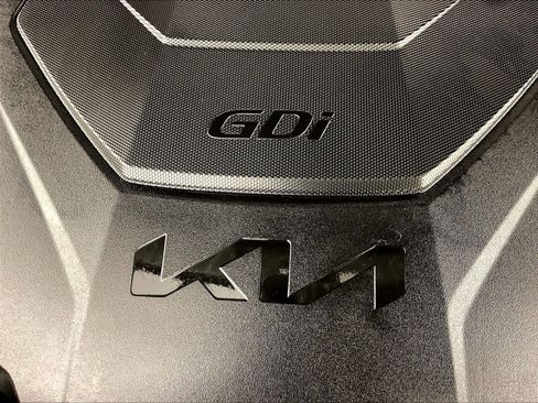 Used 2025 Kia Telluride S AWD/4WD image 31