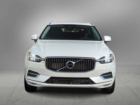 Used 2021 Volvo XC60 T5 Inscription image 3