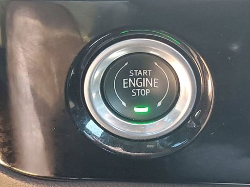 Used 2023 GMC Sierra 1500 Elevation image 38