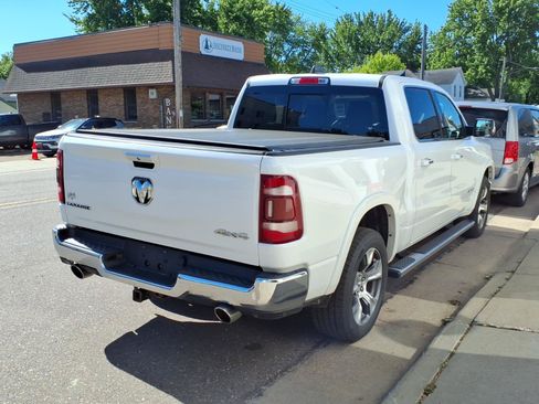 Used 2019 RAM 1500 Laramie AWD/4WD image 6