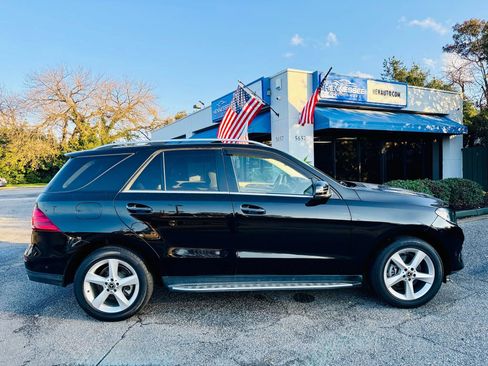 Used 2018 Mercedes-Benz GLE 350 4MATIC w/ Premium 1 Package image 12