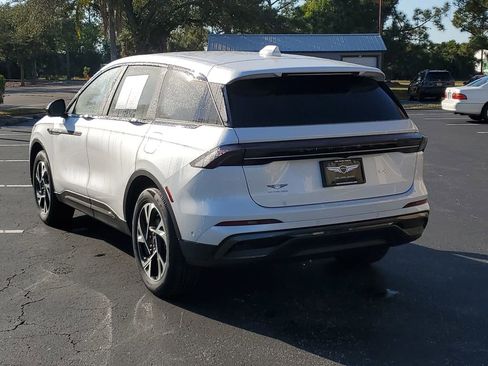 Used 2024 Lincoln Nautilus Premier w/ Jet Appearance Package image 6