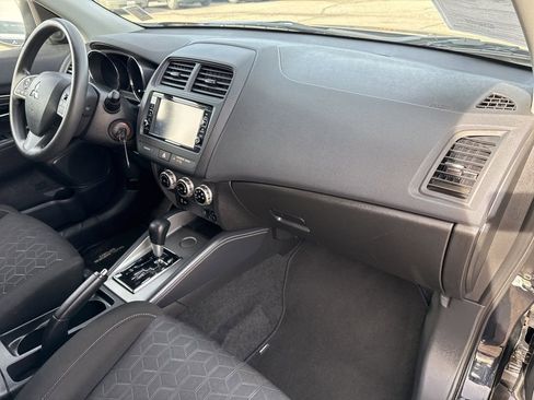 Used 2022 Mitsubishi Outlander Sport ES image 21