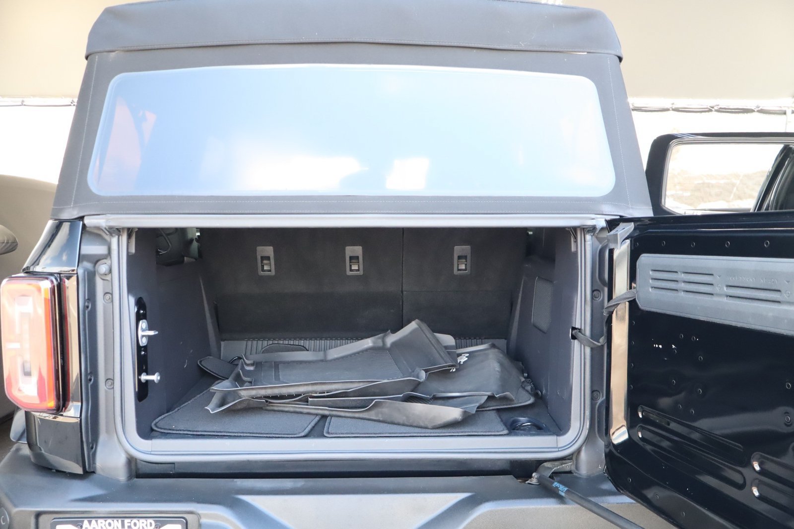 Used 2022 Ford Bronco Outer Banks AWD/4WD image 36