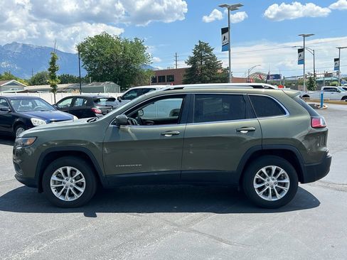 Used 2019 Jeep Cherokee Latitude w/ Popular Appearance Group AWD/4WD image 7
