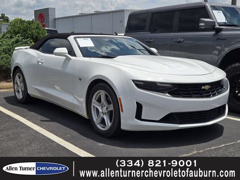 Used 2021 Chevrolet Camaro LT RWD image 1