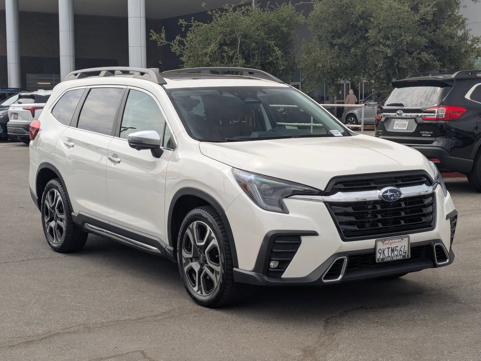 Certified 2023 Subaru Ascent Touring AWD/4WD image 7