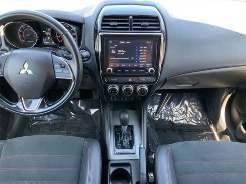 Used 2022 Mitsubishi Outlander Sport SE FWD image 24