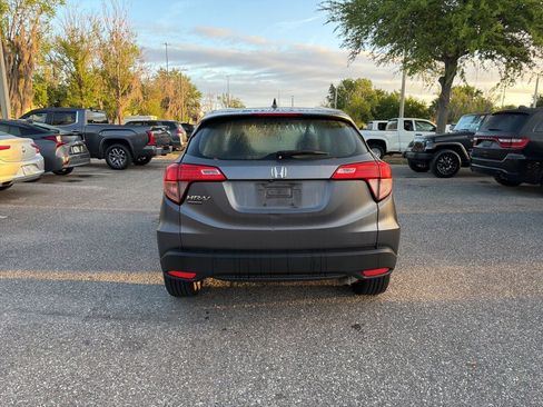 Used 2016 Honda HR-V LX image 4