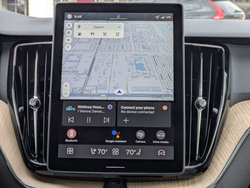 New 2026 Volvo XC60 B5 Plus w/ Protection Package Premier image 19