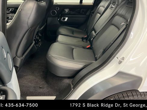 Used 2020 Land Rover Range Rover HSE image 21