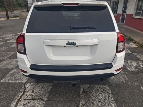 Used 2015 Jeep Compass Sport w/ Power Value Group FWD image 6