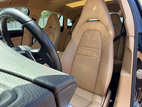 Certified 2021 Porsche Panamera 4S AWD/4WD image 5