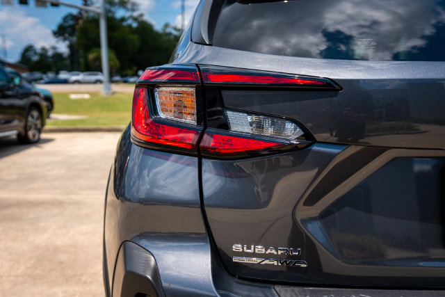Certified 2024 Subaru Crosstrek 2.0i Premium AWD/4WD image 16