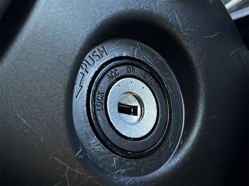 Used 2025 Toyota Corolla LE image 19