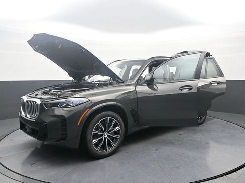 New 2026 BMW X5 xDrive50e w/ M Sport Package AWD/4WD image 42