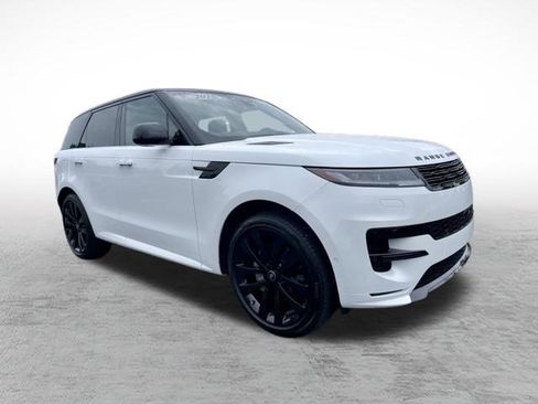 Used 2025 Land Rover Range Rover Sport Dynamic SE AWD/4WD image 3