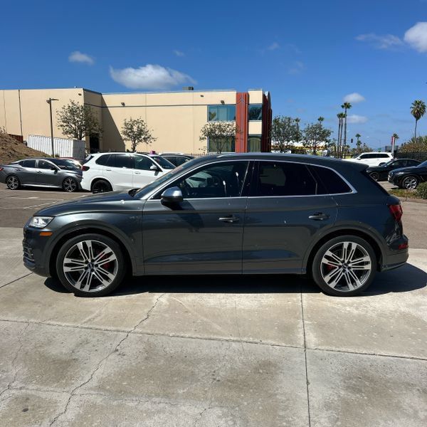 Used 2018 Audi SQ5 Premium Plus w/ S Sport Package AWD/4WD image 2