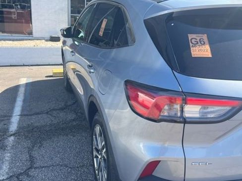 Used 2022 Ford Escape SEL w/ Technology Package image 9
