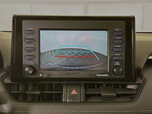 Used 2021 Toyota RAV4 XLE w/ Convenience Package FWD image 25