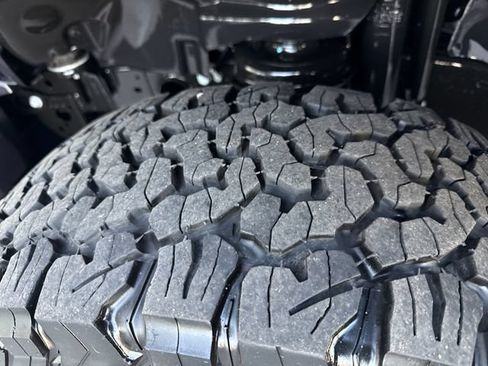Used 2025 Jeep Wrangler Unlimited Rubicon 4xe w/ Safety Group AWD/4WD image 25