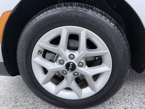 Used 2024 Kia Soul LX w/ Option Group 015 FWD image 11