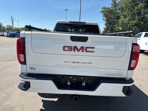 Used 2021 GMC Sierra 1500 Elevation w/ Preferred Package RWD image 4