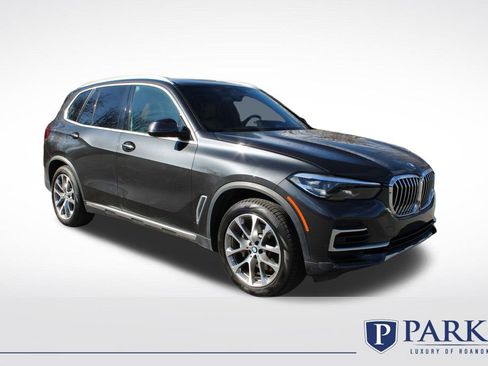Used 2023 BMW X5 xDrive40i w/ Premium Package image 1