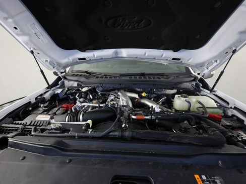 Used 2025 Ford F450 Platinum w/ Platinum Plus Package image 49