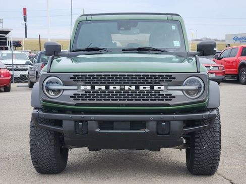 Used 2022 Ford Bronco Badlands w/ Sasquatch Package image 2