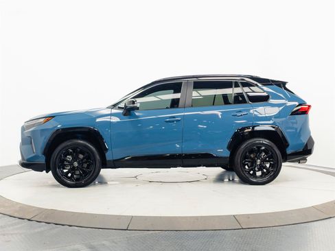 Certified 2025 Toyota RAV4 XSE w/ Advanced Technology Package AWD/4WD image 8