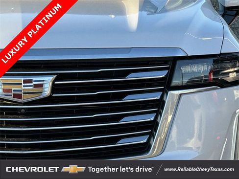 Used 2021 Cadillac Escalade Premium Luxury Platinum image 5