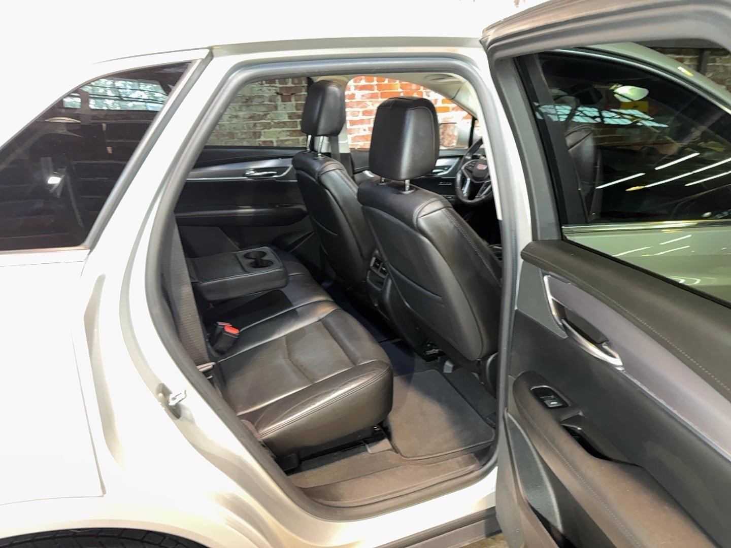 Used 2017 Cadillac XT5 Luxury w/ Driver Awareness Package AWD/4WD image 95