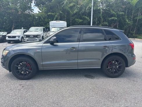 Used 2017 Audi SQ5 Premium Plus w/ Technology Package AWD/4WD image 4
